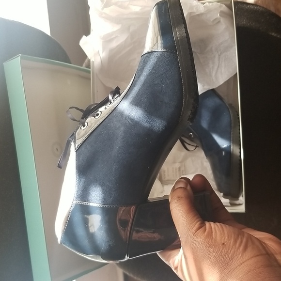 Array Jade Navy Oxford - Picture 4 of 7